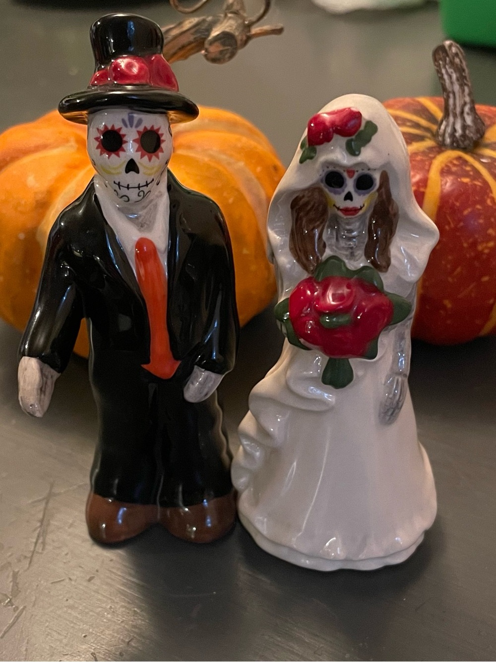 Halloween Salt and Pepper Set Wedding Cracker Barrel Couple Bride Groom skulls